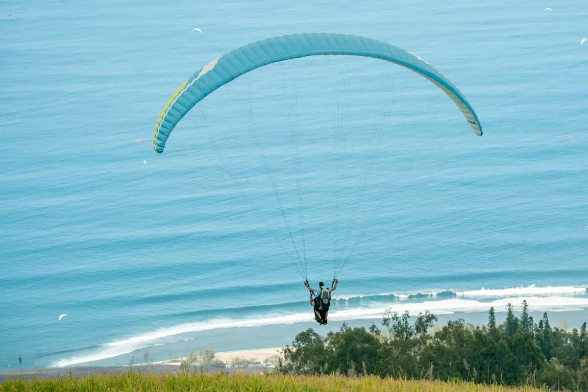 Panoramic view from Colimaçons takeoff over Saint-Leu lagoon, Réunion